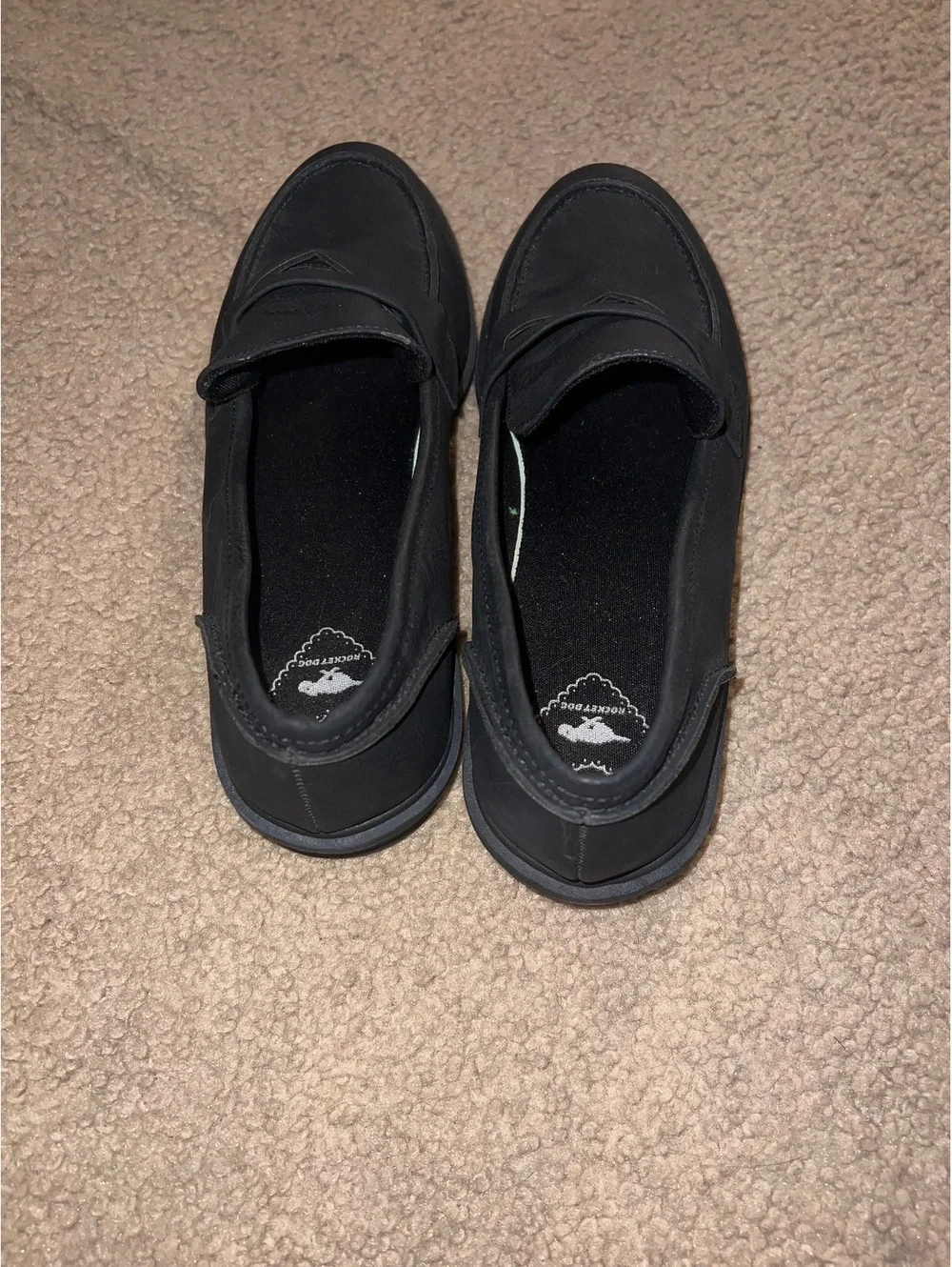 women’s black loafers